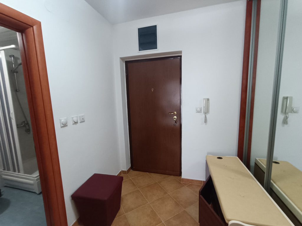 Квартира с 2 спальнями в центре г.Бар