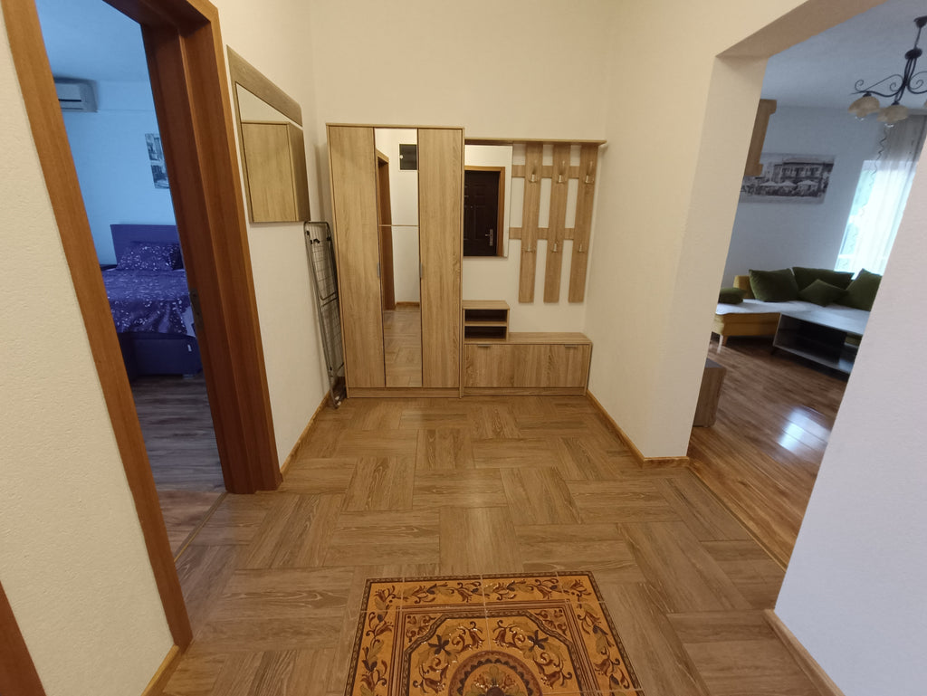 Комплекс с апартаментами и домиком в сосновом бору в 200м от моря