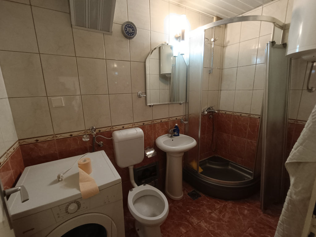 Квартира с 2 спальнями в центре г.Бар