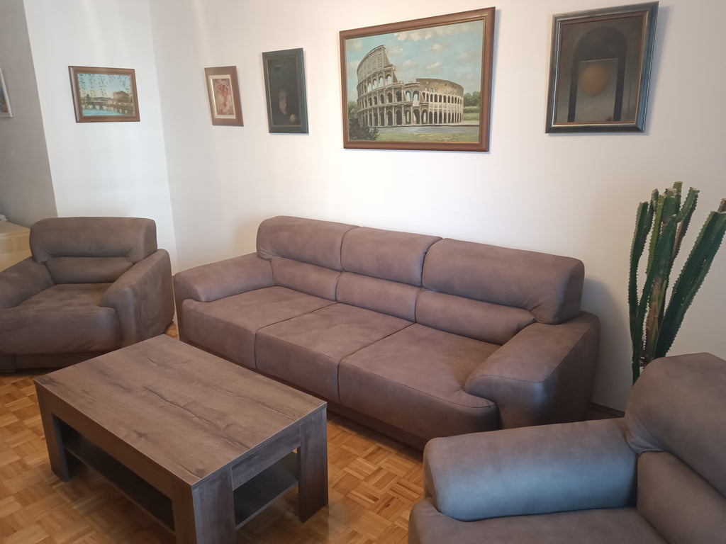 Квартира с 2 спальнями в центре г.Бар