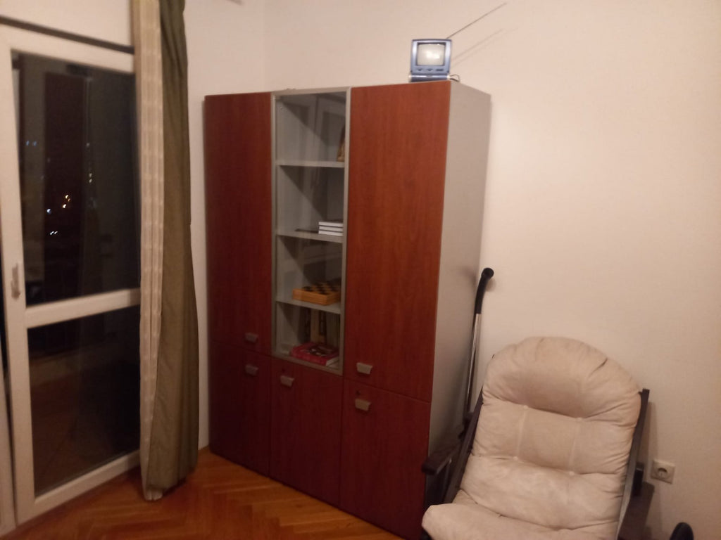Квартира с 2 спальнями в центре г.Бар