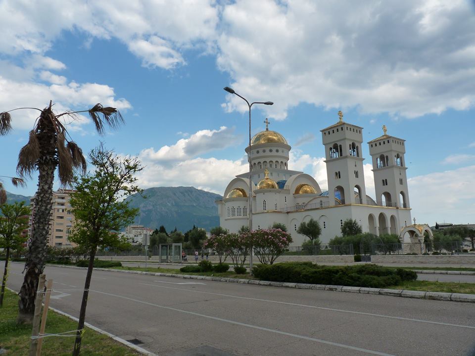 Просторная квартира в 3х минутах ходьбы от моря