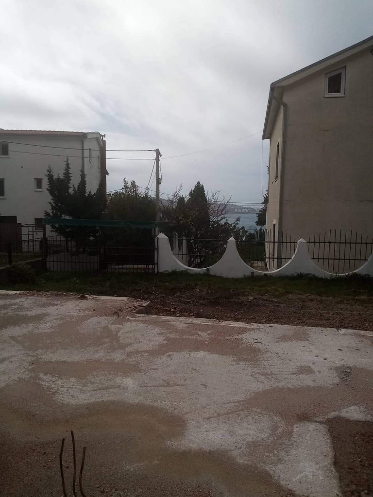 Участок с видом на море в г.Бар, Шушань