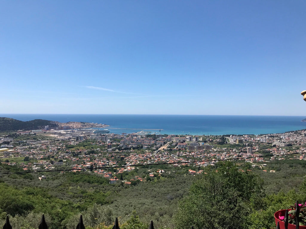 Земельный участок с видом на море в г.Бар
