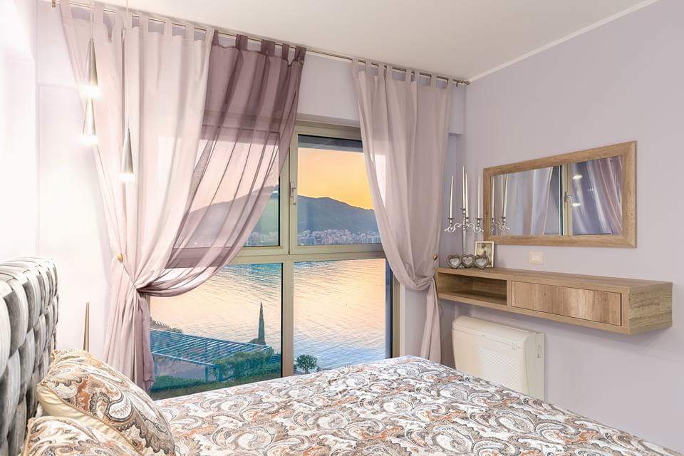 Новый апартамент класса Lux на первой линии моря в г.Будва