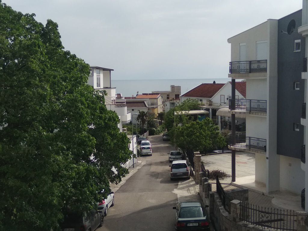 Новый апартамент с 2 спальнями в 200 м от моря