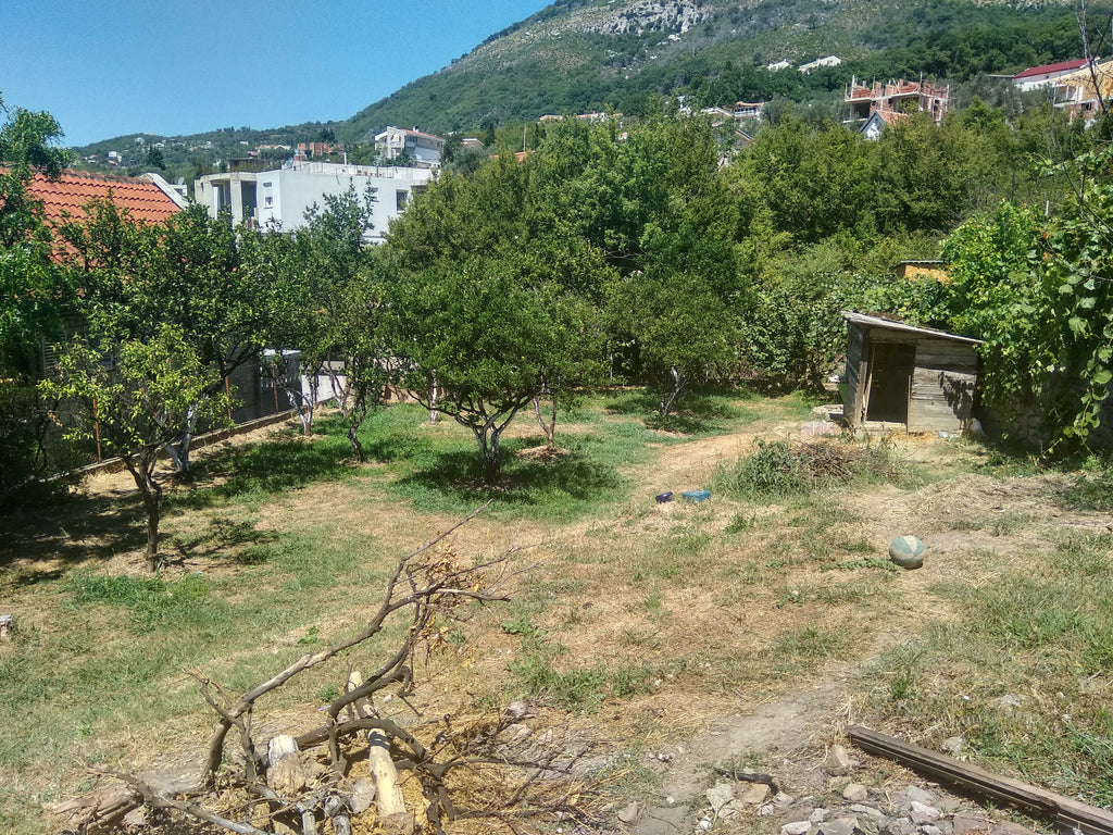 Урбанизированный участок в г.Бар, Шушань