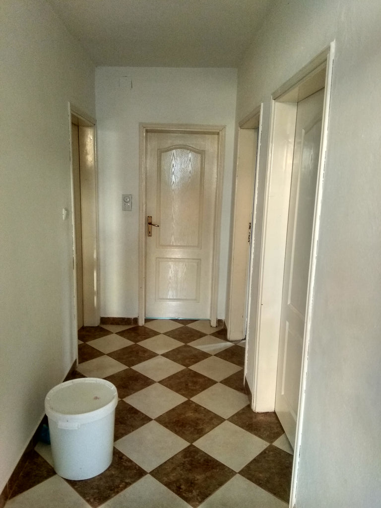 Двухэтажный дом в г.Бар