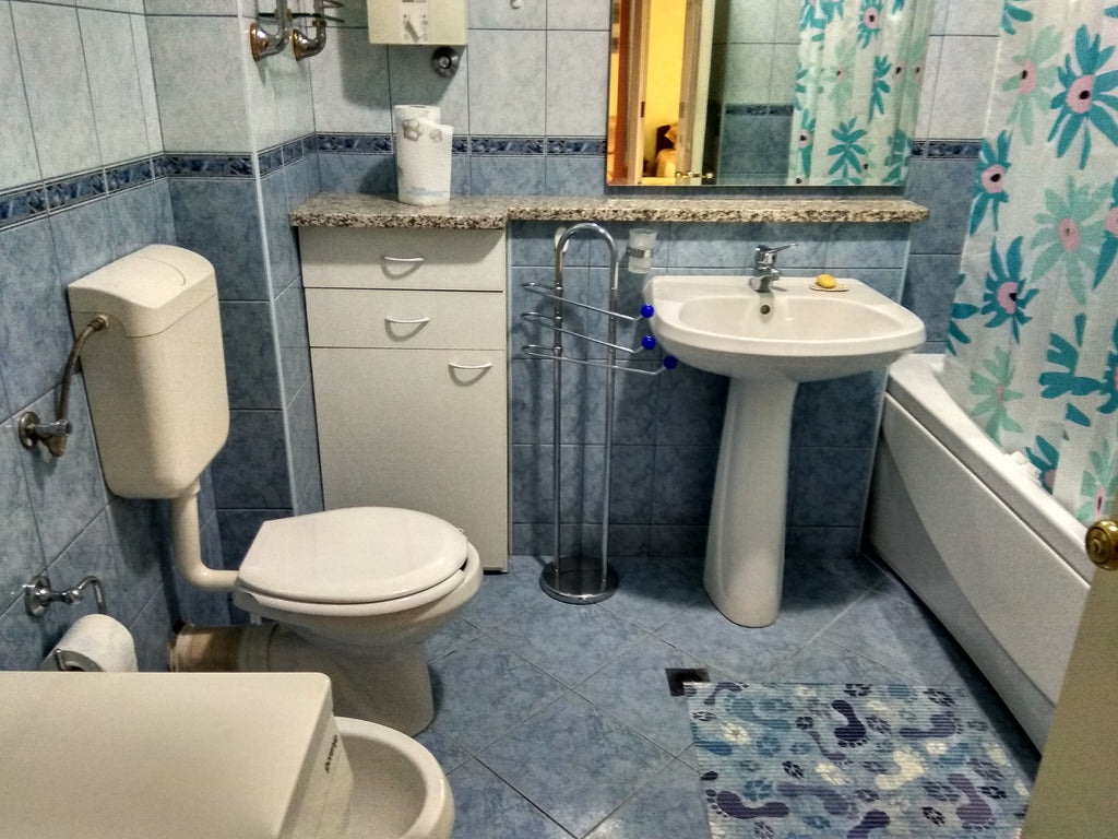 Квартира с 2 спальнями в центре г.Бар