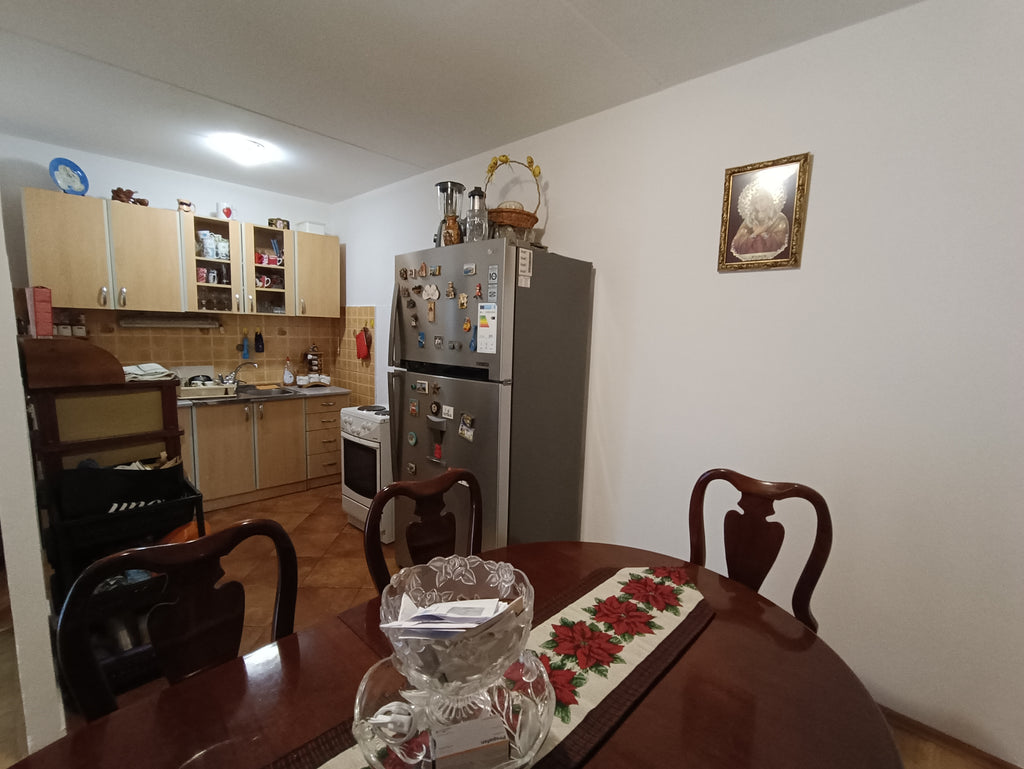 Квартира с 3 спальнями в центре г.Бар