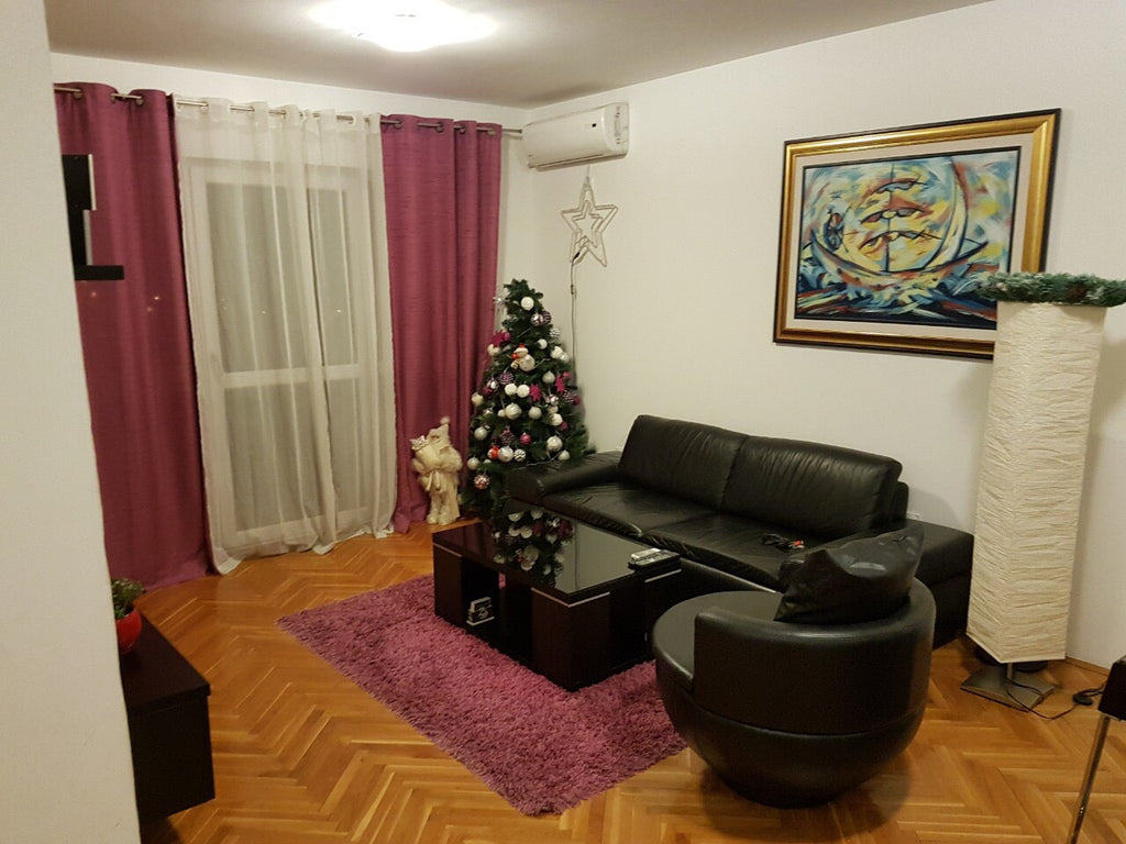 Новая современная квартира в центре г.Бар