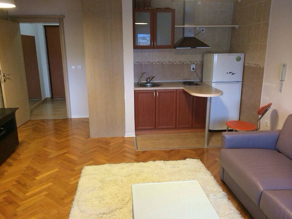 Квартира-студия в новом доме в центре г.Бар
