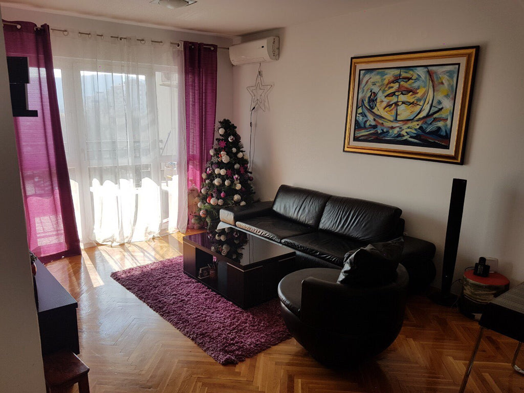 Новая современная квартира в центре г.Бар