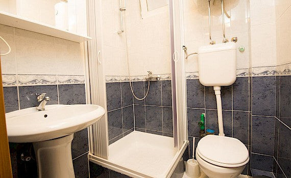 Четырёхместная студия в апарт-отеле**** в Бечичи