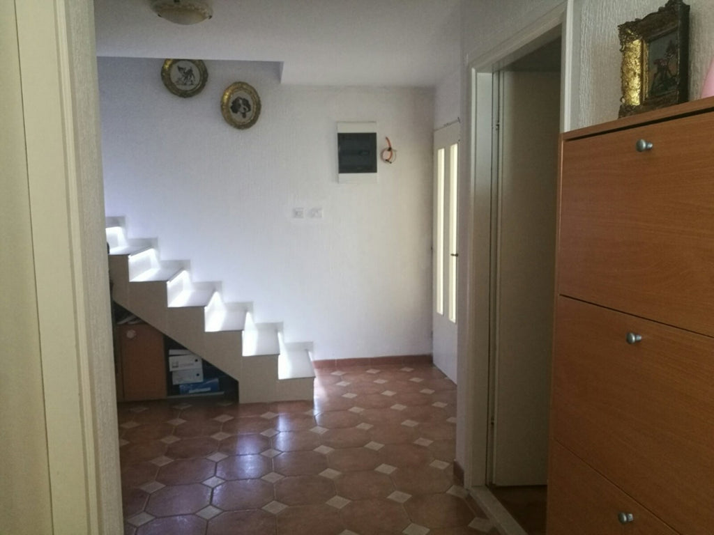 Квартира с 5 спальными комнатами. Вид на море из каждой комнаты!