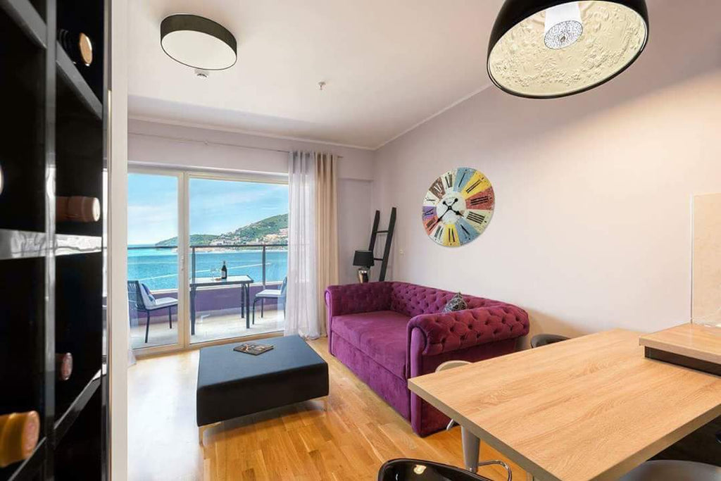 Новый апартамент класса Lux на первой линии моря в г.Будва